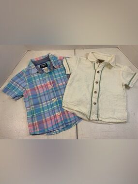 2 Boys Short Sleeve 18mon Button up Shirts.            3137